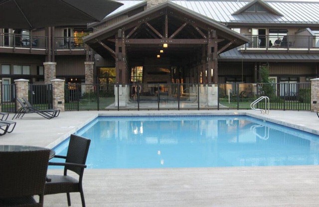 Beautiful 2 bedroom long term rental Oct-May