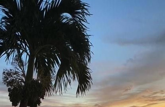 Beautiful 2 Br. Condo (425573) by Houzlet