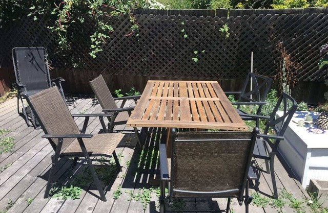 Beautiful 2BR Open Floor Plan Apt, Garden & Sauna