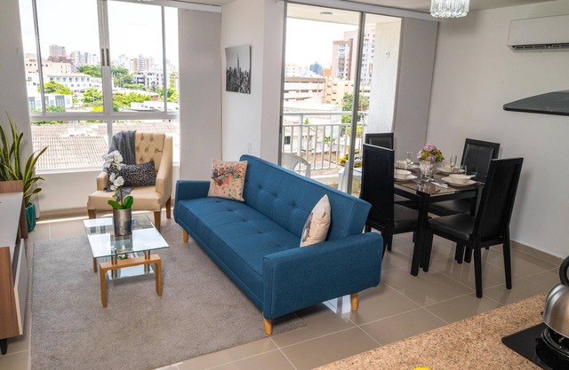 Beautiful 3 bedroom 2 bath apartment
