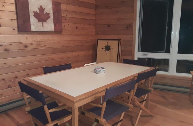 Beautiful 4 Bedroom Oceanfront Cottage on the Bay of Fundy on Campobello Island