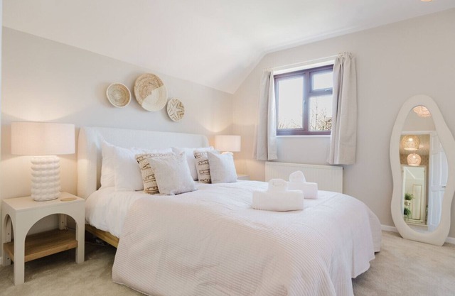 Beautiful 4 Bedroom Cotswolds Home near Woodstock