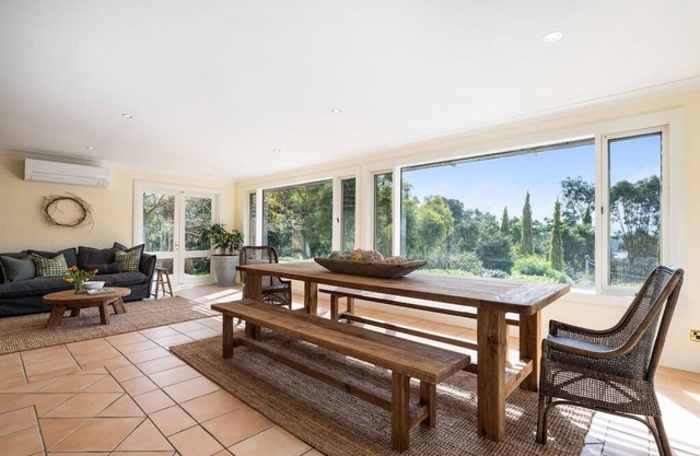 Beautiful 5 Bedroom Home with Pool & Tennis Court