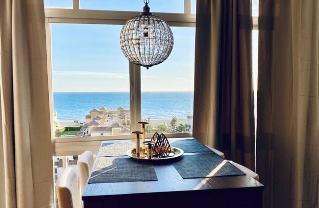 Beautiful and comfortable apartment with views. pool, tennis and paddle court