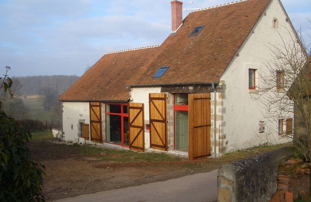 Beautiful and large barn fitted out for the comfort of 12 people.