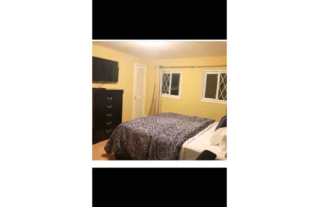 Beautiful and Peaceful Gem! (Entire upstairs)