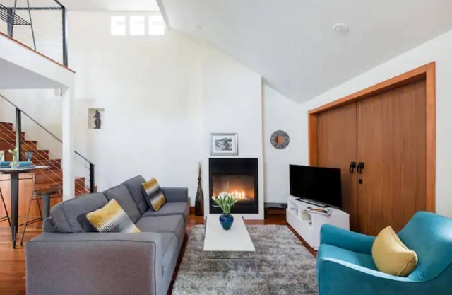 Beautiful and Private Modern Cottage Close to Silicon Valley