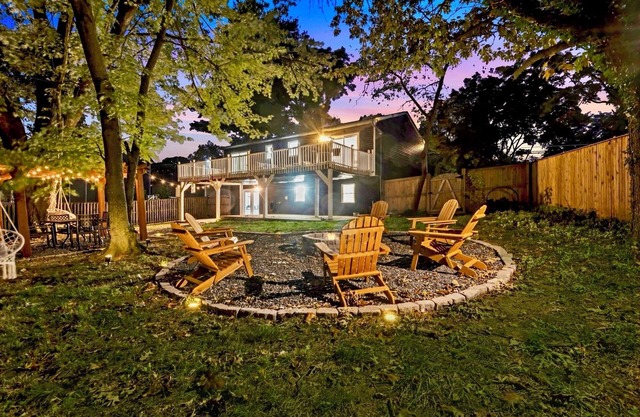 Beautiful Annapolis Home Near the Beach with a fitness room