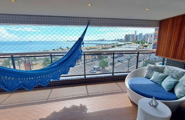 BEAUTIFUL AP 3/4 LANDSCAPE SEA FRONT ON THE SEAFRONT OF FORTALEZA BEST PRICE