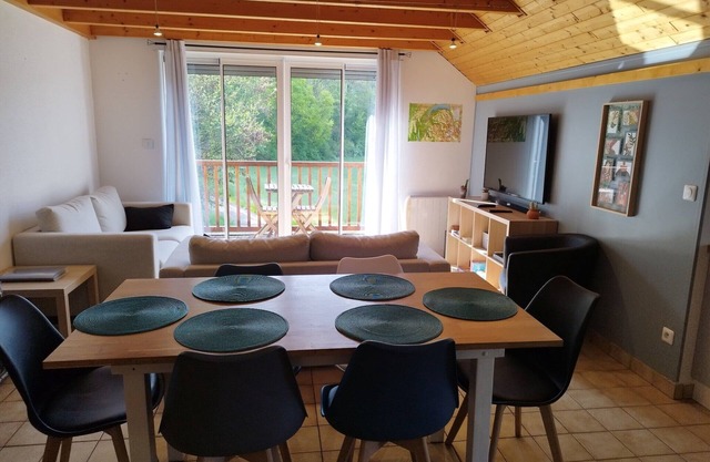 Beautiful apartment on the edge of the "Chéran" gorges