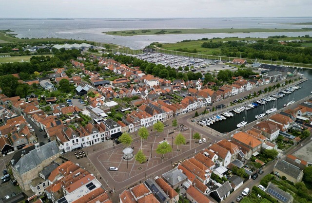 Beautiful apartment for 2 guests with WIFI, A/C, TV and parking