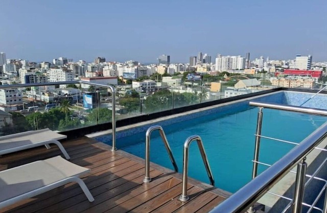 Beautiful apartment with infinity pool