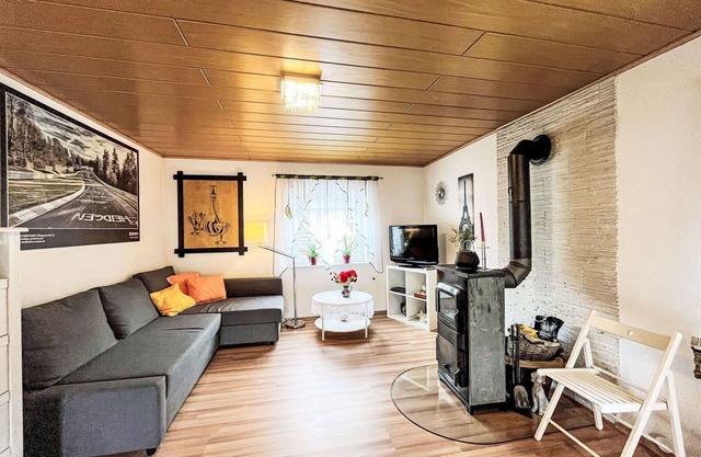 Beautiful apartment for 7 people with WIFI, TV, balcony and parking