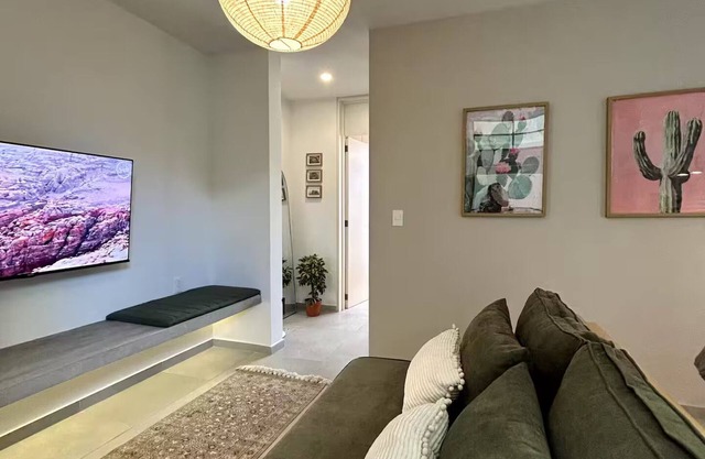 Beautiful apartment downtown area
