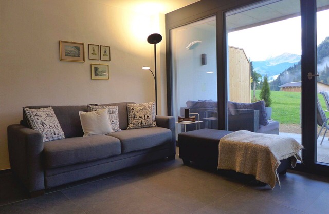 Beautiful apartment for 3 people with WIFI, TV, terrace, pets allowed, panoramic view and parking