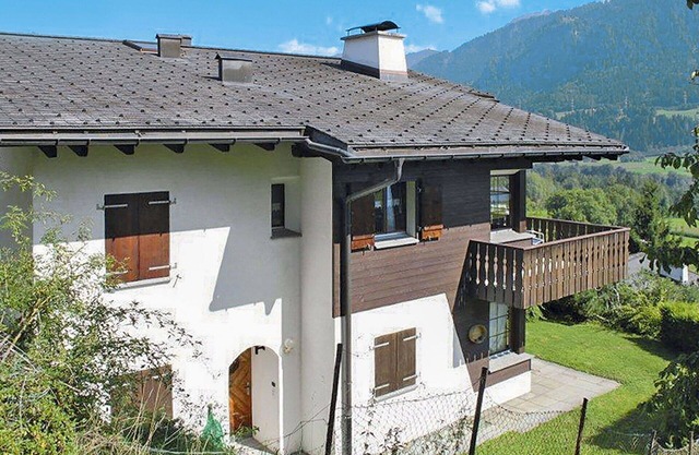 Beautiful apartment for 5 guests with WIFI, TV, patio, pets allowed, panoramic view and parking