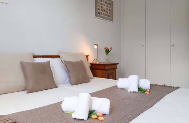 Beautiful apartment for 4 guests with WIFI, TV and parking
