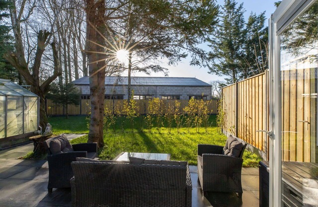 Beautiful apartment for 2 people with WIFI, hot tub, TV, terrace, pets allowed and parking