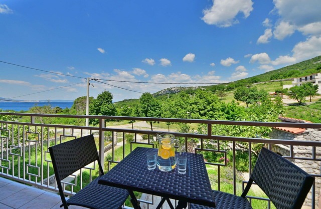 Beautiful apartment for 5 people with WIFI, A/C, TV and terrace