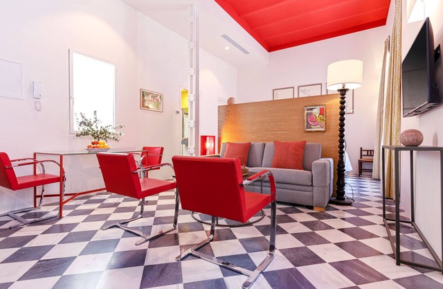 Beautiful apartment near city center. San Laureano III