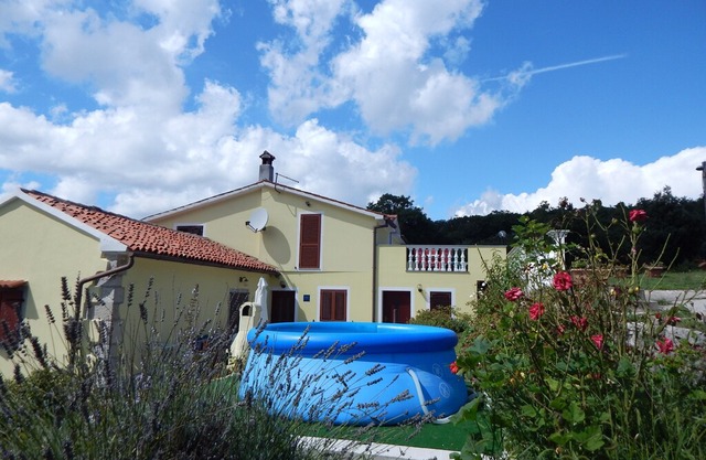 Beautiful apartment, surrounded by wonderful nature and breathtaking sea view