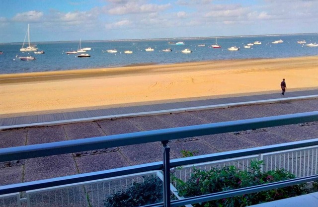 Beautiful apartment with magnificent sea view
