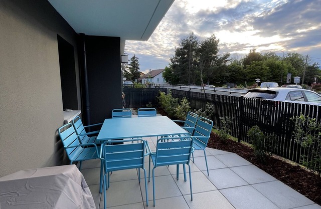 Beautiful apartment with terrace near Lake Geneva