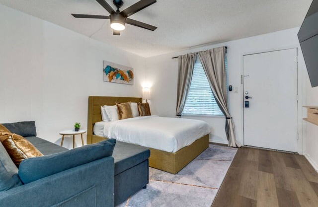 Beautiful Austin Studio|Pet-Friendly |10mins to DT