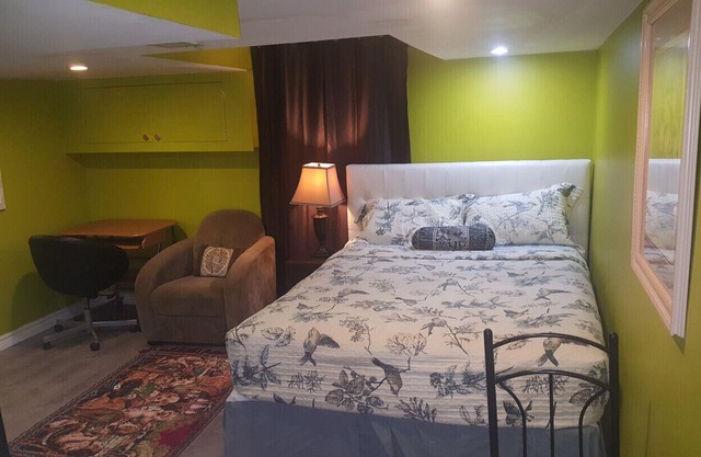 Beautiful bachelor appartement in the heart of the city. Newly renovated