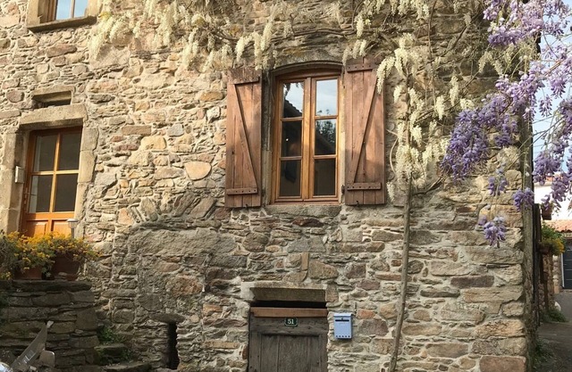 Beautiful base for walking, swimming and relaxing