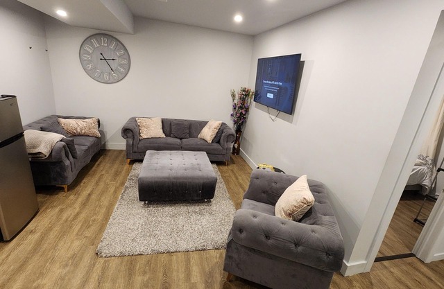 Beautiful Basement in a Brandnew house