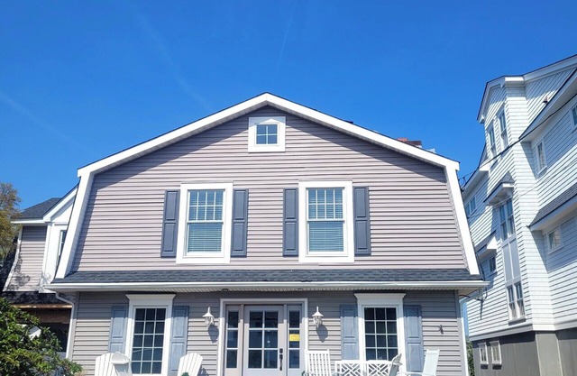 Beautiful Beach House with Lots of Extras