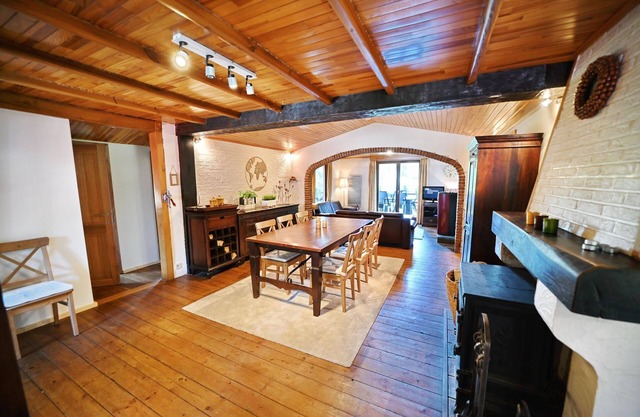 Beautiful chalet with a large garden