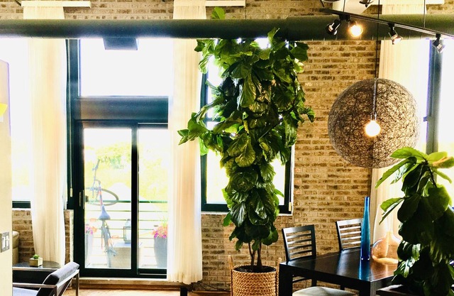 Beautiful & Chic Loft on the River! Excellent location & has everything you need