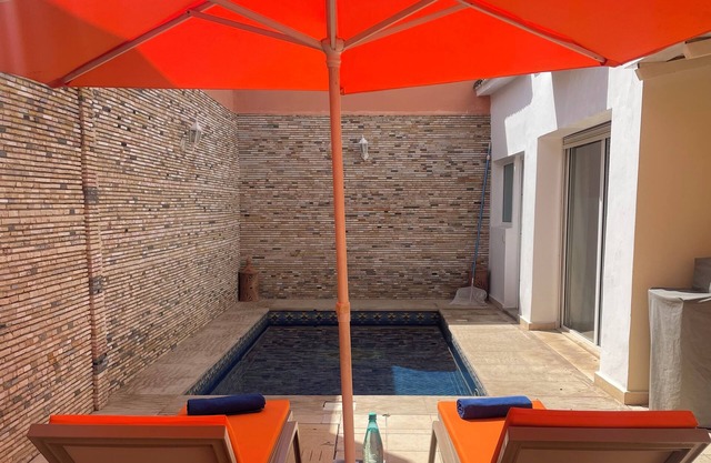 Beautiful city villa with private pool, garden, air conditioning, WIFI in the center v. Agadir