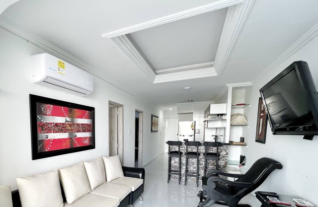 Beautiful Apartment With Lake View By Parceros Group