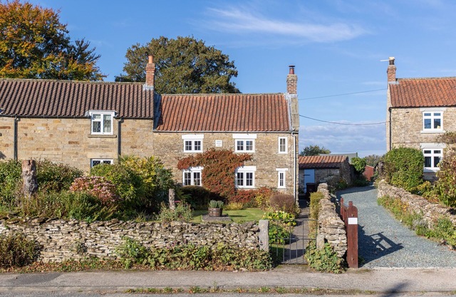 Beautiful Cottage sleeping 4