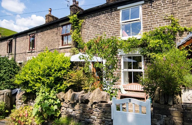 Beautiful Country Cottage