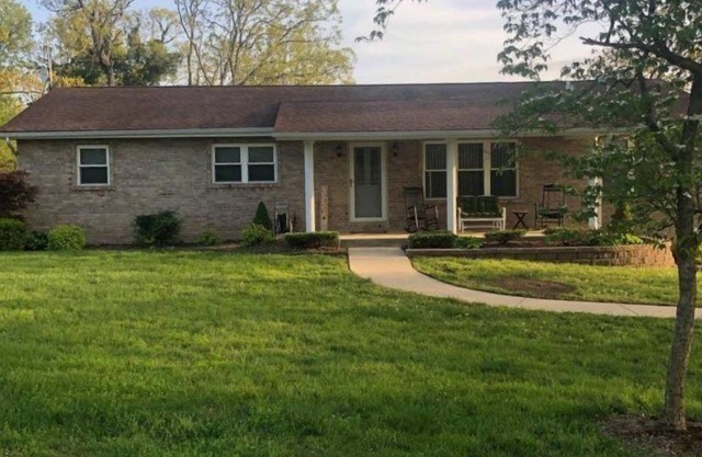 Beautiful Country Getaway *New Listing*