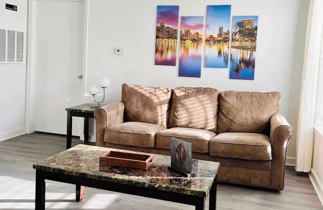 Beautiful & Cozy 2 Bedrooms 2 Baths Apartment near Disney-Orlando