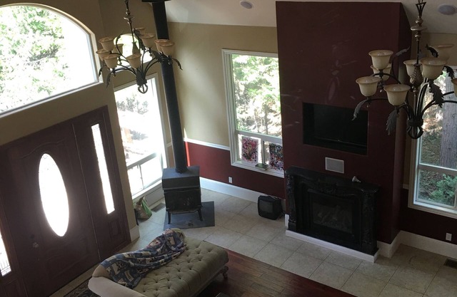 Beautiful Custom Home On 1 Acre Inground Bbq For Big Game .