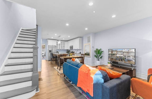 Beautiful DC RowHouse in a quiet&safe neighborhood