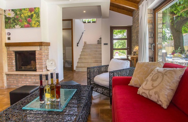 Beautiful decorated villa for 8 persons with private pool in a quiet location