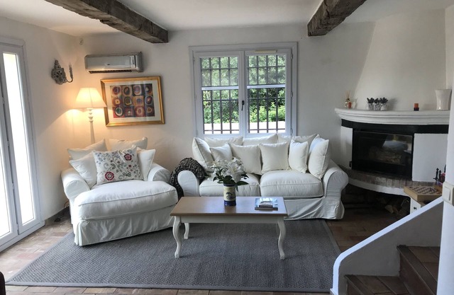 Beautiful detached two bedroom property, private, with 40sqmt outside terrace.