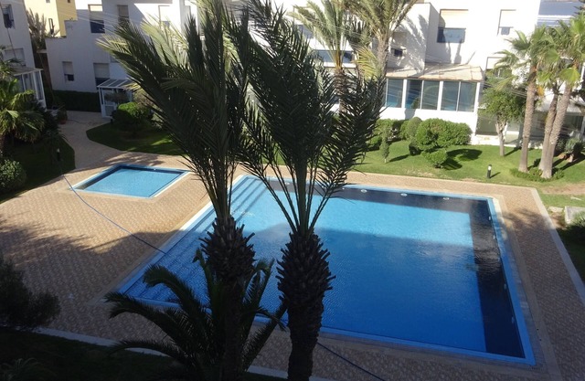 BEAUTIFUL DUPLEX, RIGHT ON THE BEACH, VERY NICE SEA VIEW!
