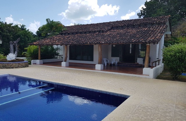 Beautiful Estate Property near the Beach
