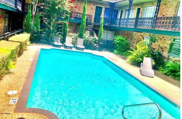 Beautiful, gated, private Condo in the heart of Houston!