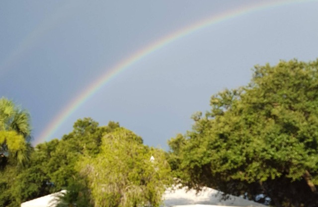 Beautiful golf course view with amazing sunsets; 15 minutes to Manasota Beach