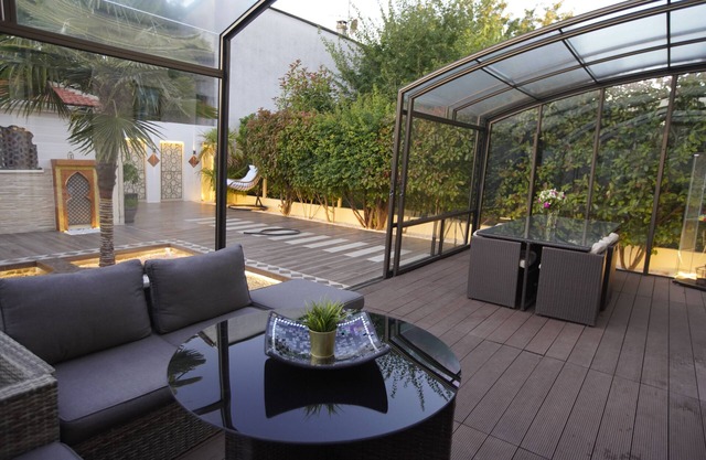 Beautiful holiday home in Paris