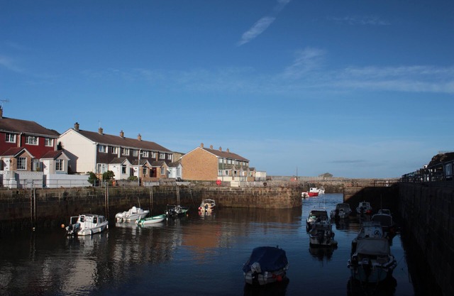 BEAUTIFUL HARBOURSIDE COTTAGE, 2 MIN WALK TO BEACH, Check out reduced 2025 rates